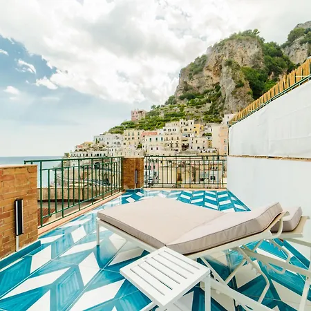 Pensión Palazzo Colavolpe 4*