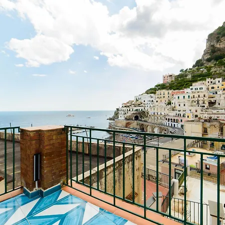 Pensión Palazzo Colavolpe 4*
